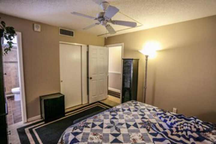 Room 15 of 16
