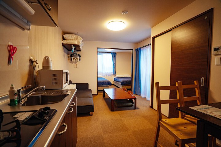 Room 6 of 54