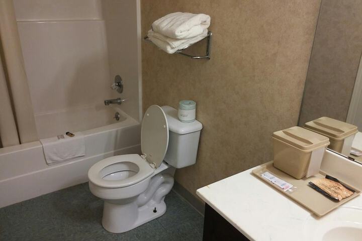 Room 20 of 37