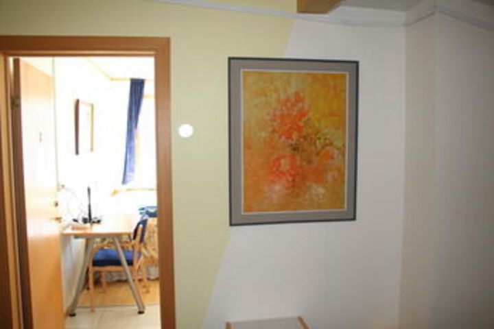 Room 104 of 118