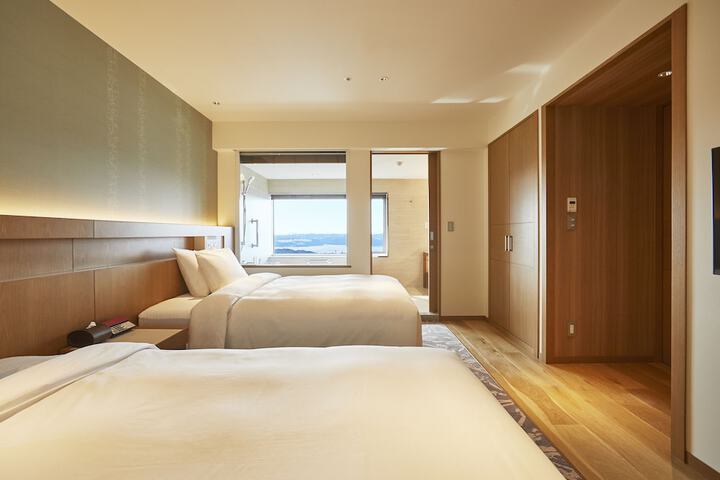 Room 11 of 70