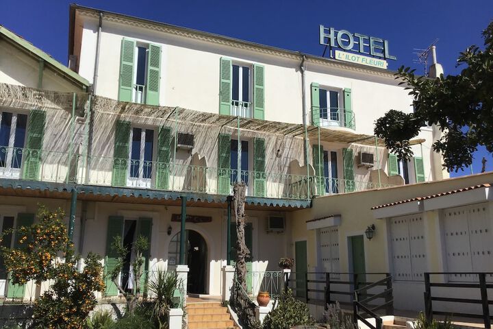 Hotel 4 of 4