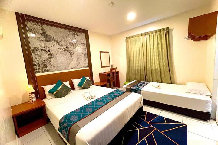 Lawten Hotel - Near Jonker Street - FREE PARKING