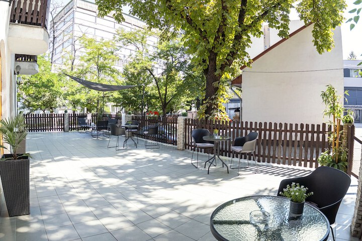 Terrace/Patio 23 of 40
