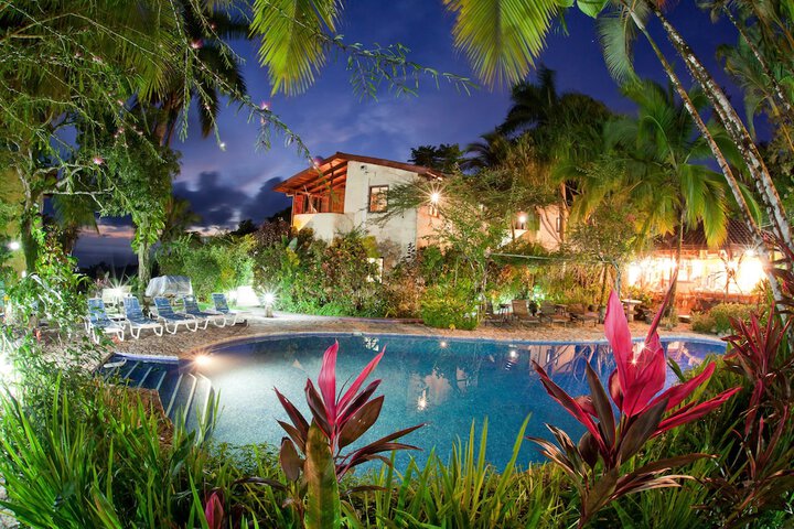 Pool 53 of 68