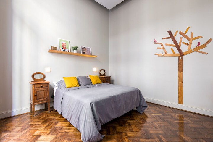 Room 10 of 61