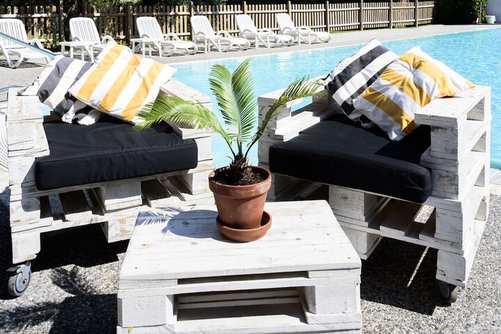 Hotel Pool
