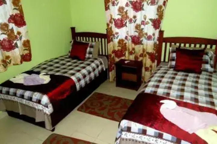 Room 2 of 11