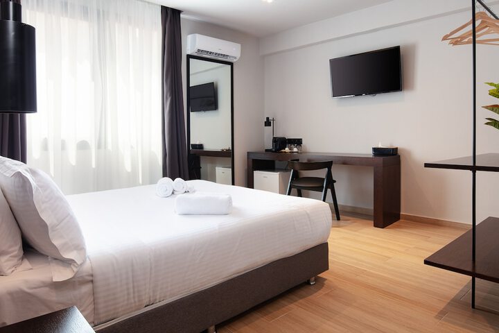 Room 10 of 110
