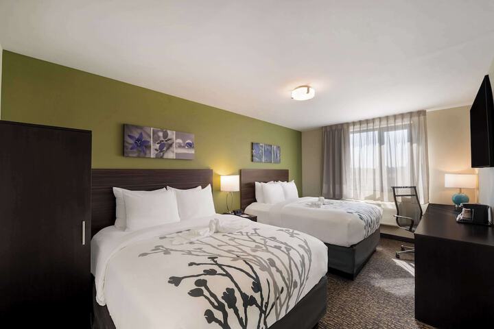 Room 18 of 40