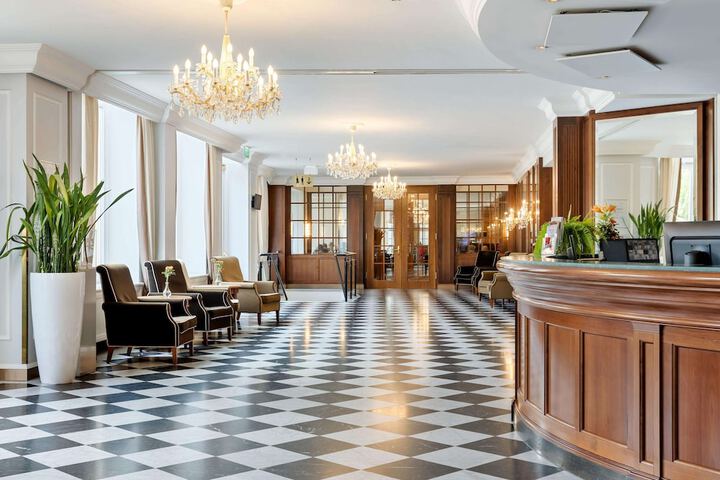 Lobby Photo