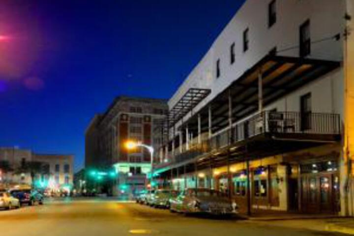 Hotel 2 of 48