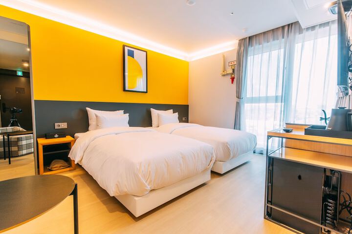 Room 16 of 219