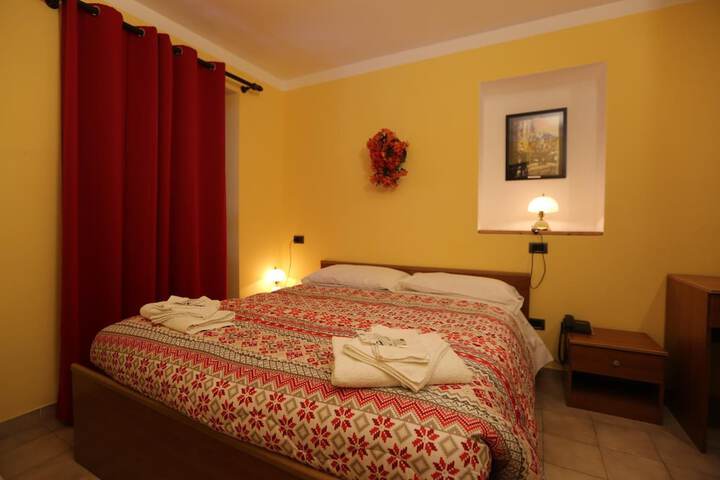 Room 15 of 63