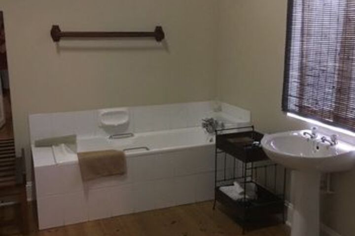 Room 2 of 20