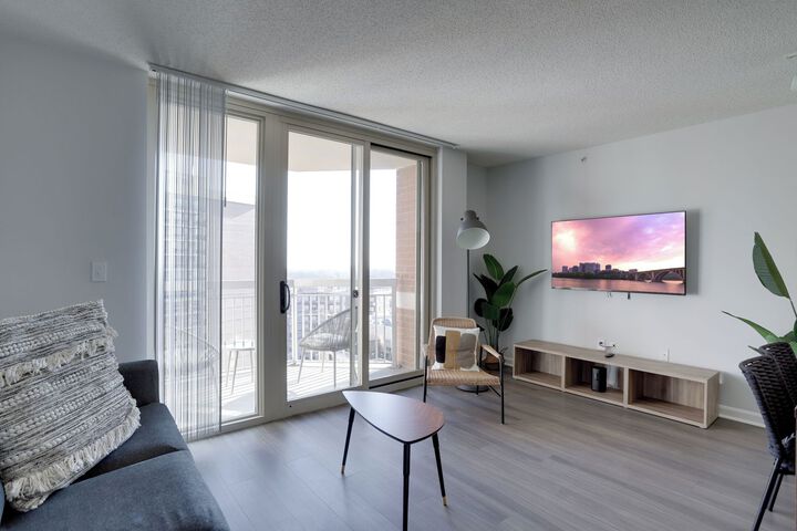 Room 104 of 195