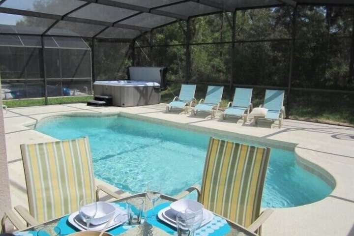 Pool 8 of 23