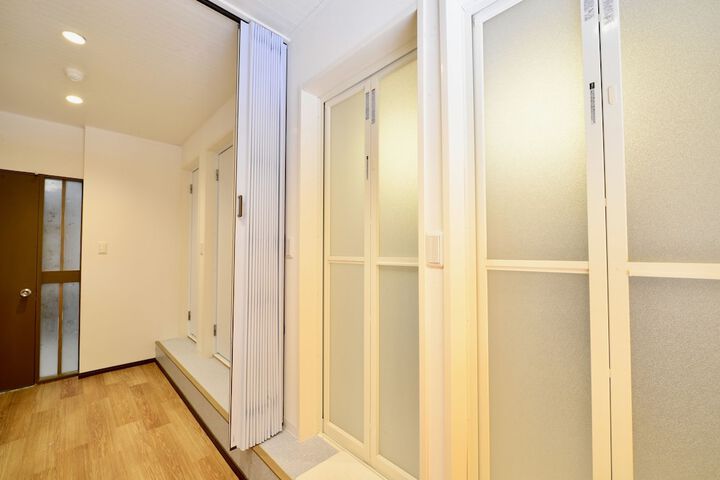 Room 18 of 24