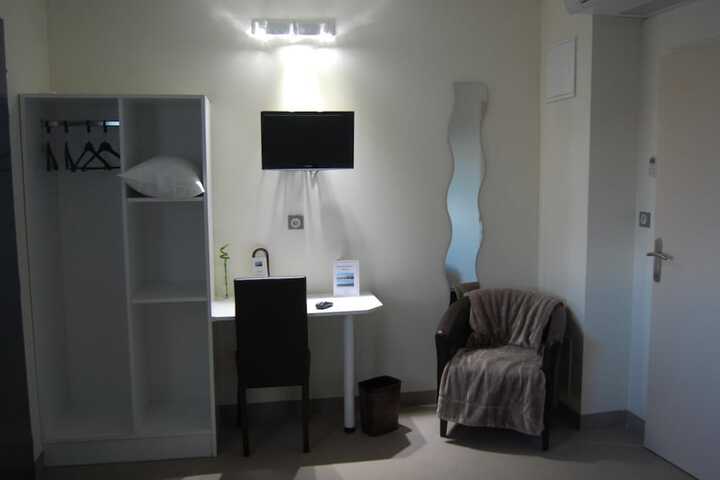 Room 20 of 61