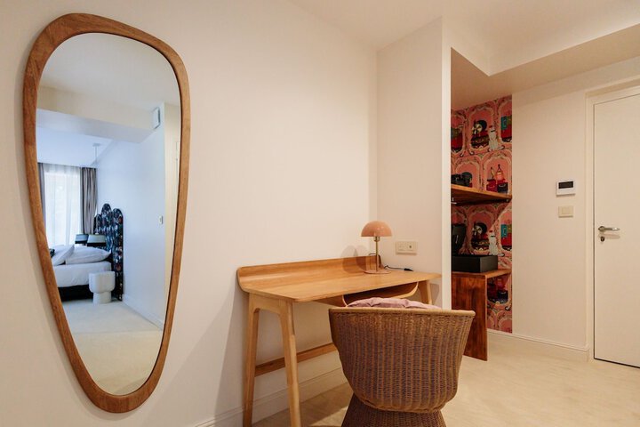 Room 20 of 43