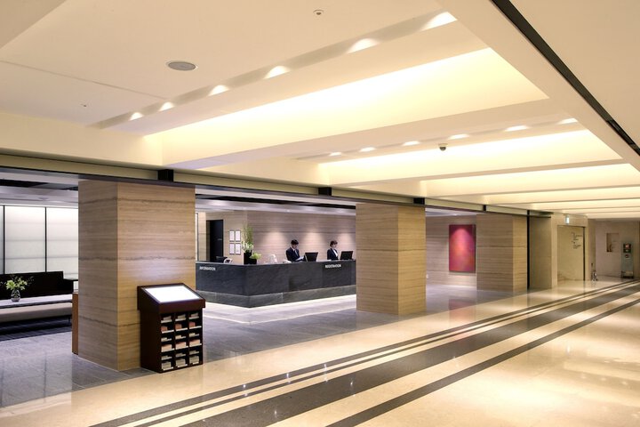 Hotel Lobby