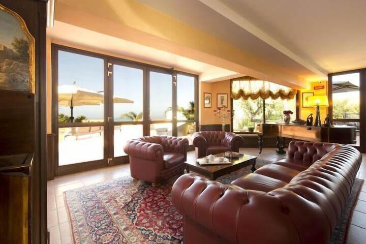 Lobby Photos