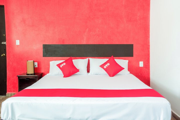 Room 12 of 23