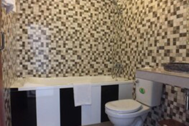 Room 70 of 180