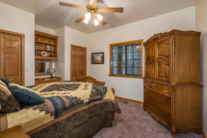 Room 2 of 22