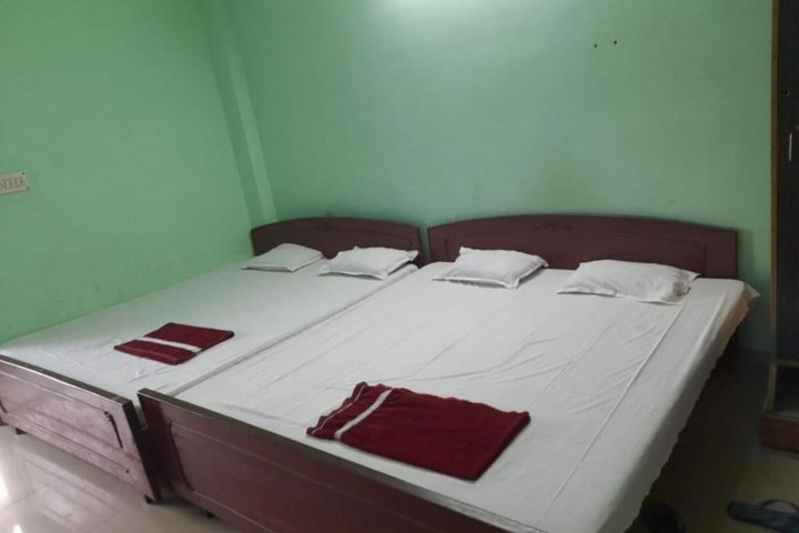 Room 7 of 26