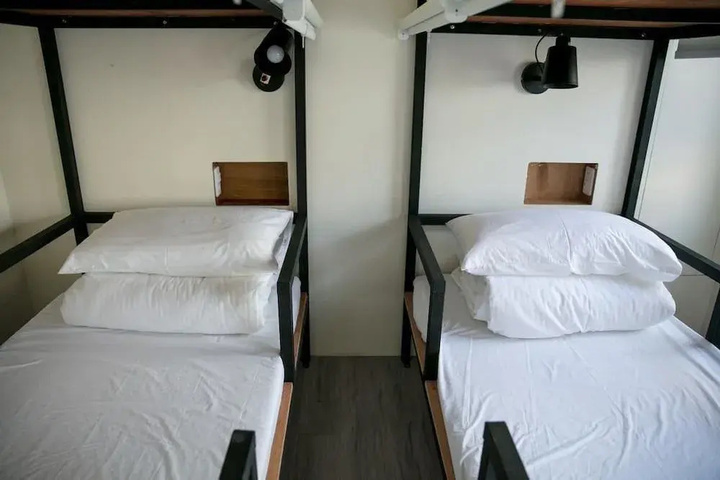 Room 3 of 12