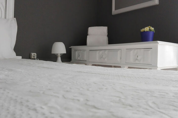 Room 6 of 29