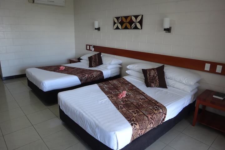 Room 7 of 42