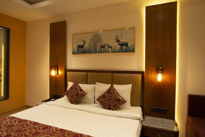 Room 26 of 196