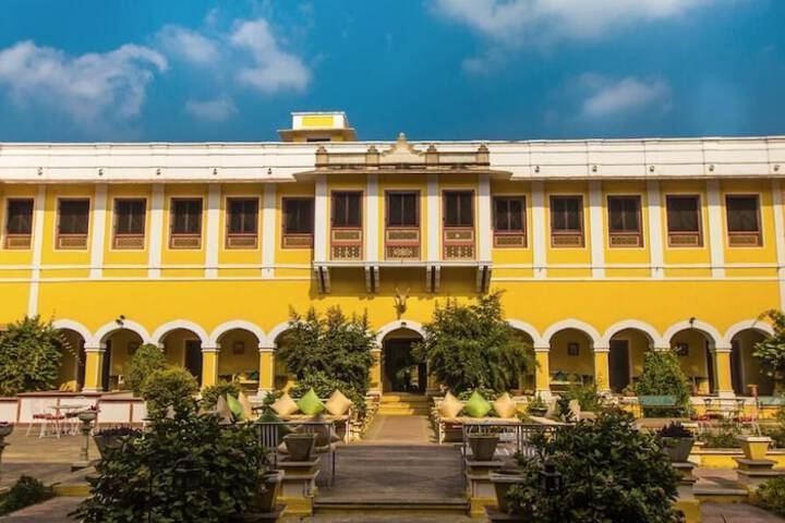 Exterior of Bhanwar Vilas Palace