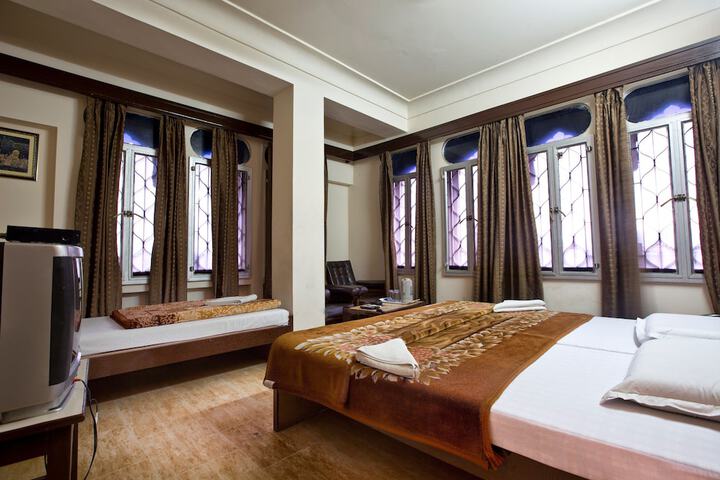 Room 44 of 113