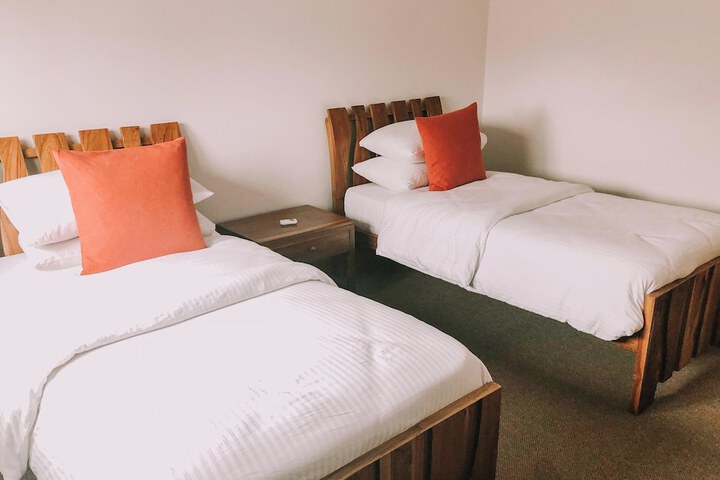 Room 21 of 64
