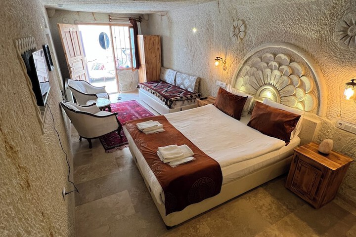 Room 43 of 67