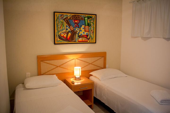 Room 4 of 133