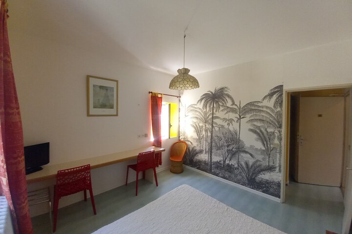 Room 20 of 43