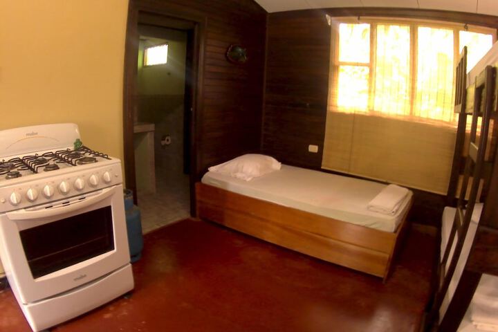 Room 7 of 40