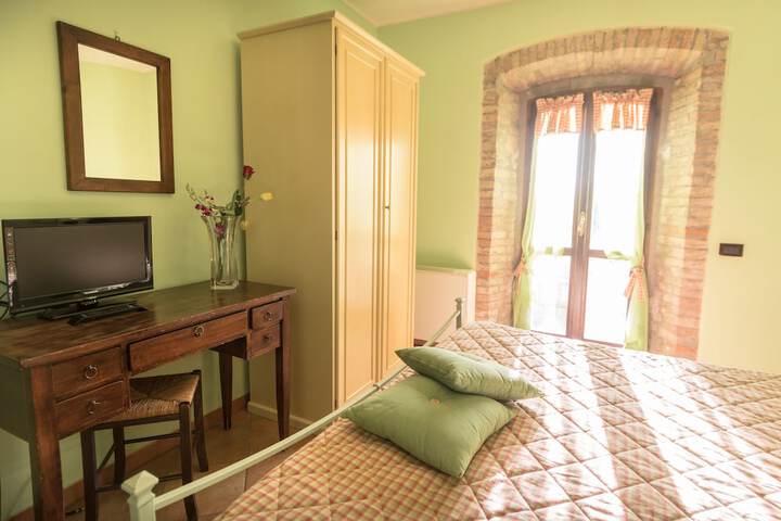 Room 32 of 113