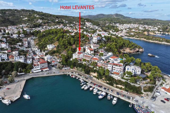 Levantes Hotel