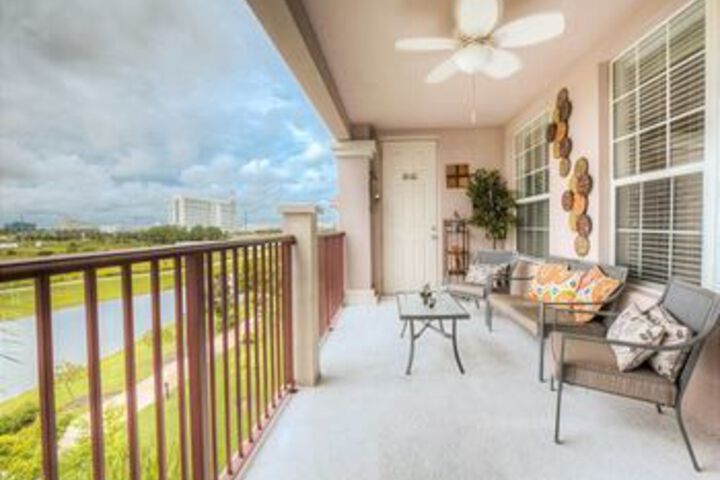 Terrace/Patio 3 of 12