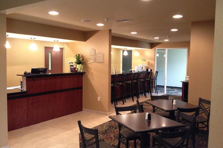 Guest Lobby
