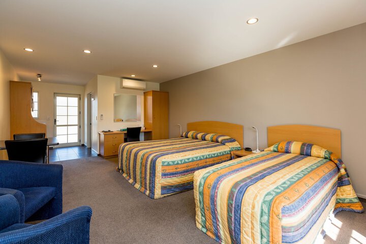 Room 7 of 35