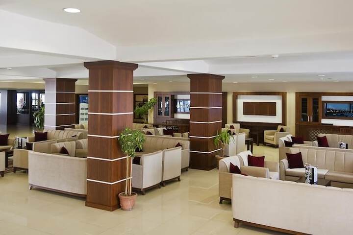 Hotel Lobby