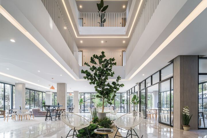Exterior of Tree Tara Hotel