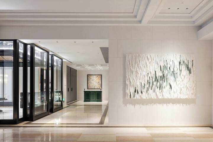 Hotel Interior 2 of 122