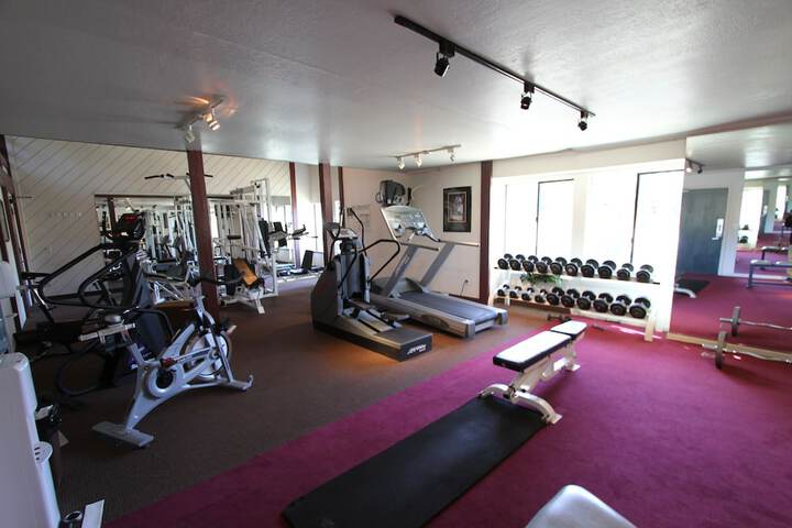 Hotel Gym Photos